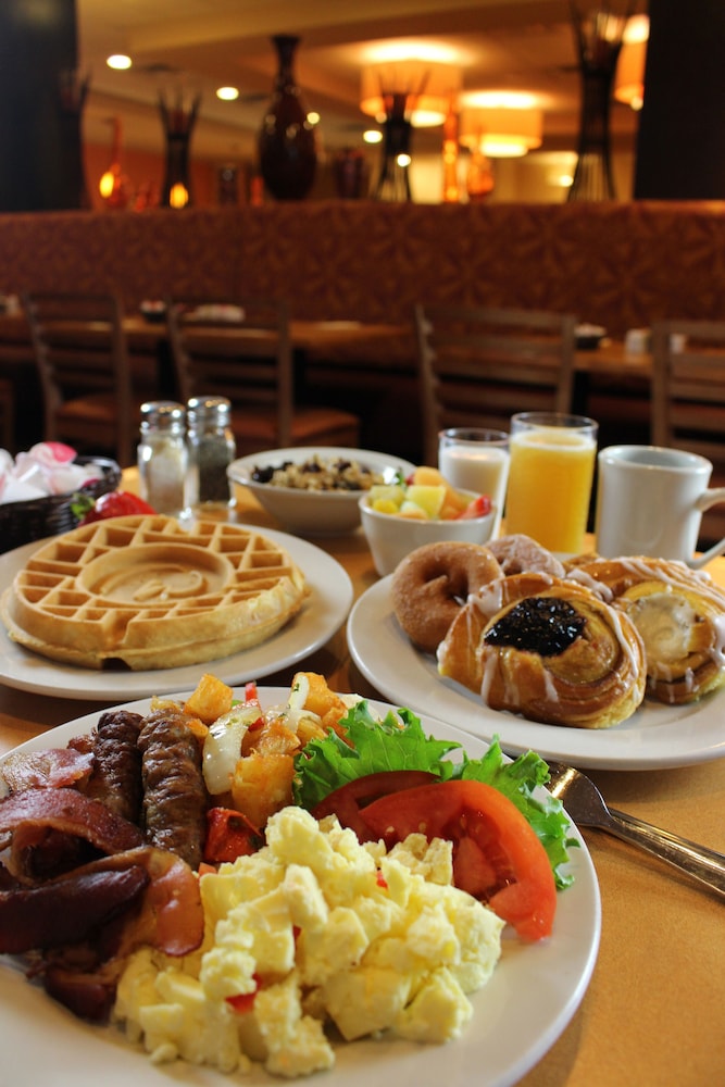 Rosen Inn International — Restaurant & bars in Orlando, Florida