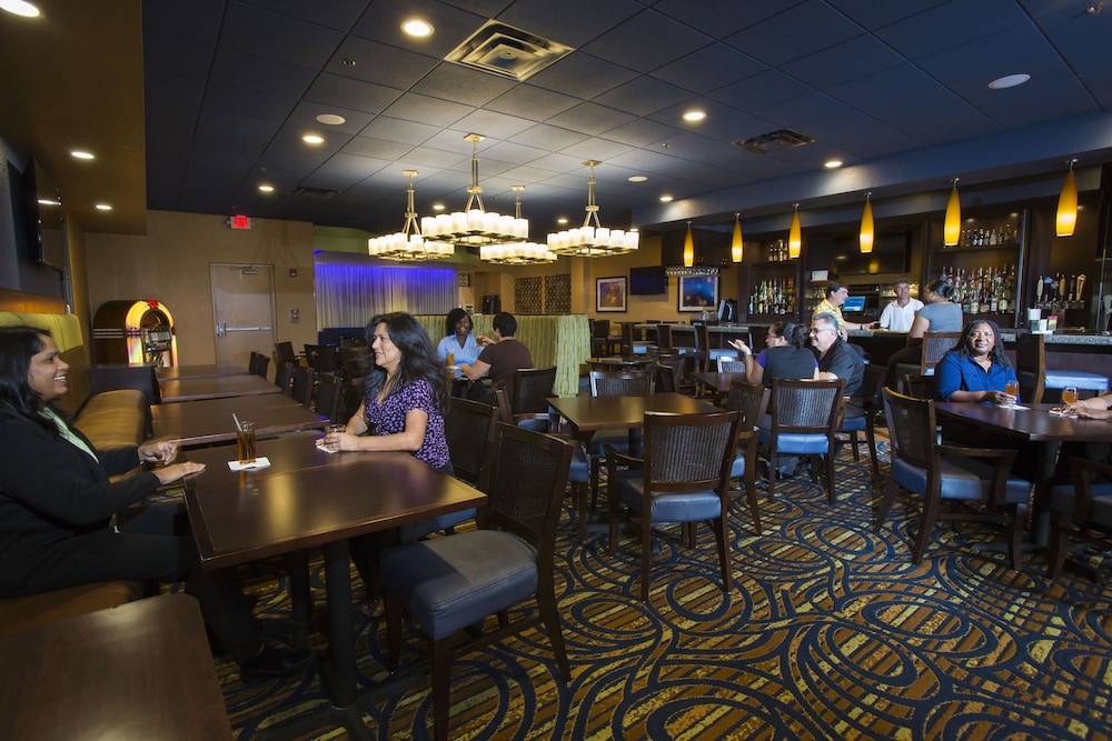 Rosen Inn International — Restaurant & bars in Orlando, Florida