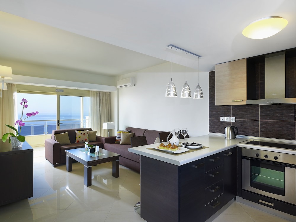 Macaris Suites and SPA — Hotel rooms in Rethymnon