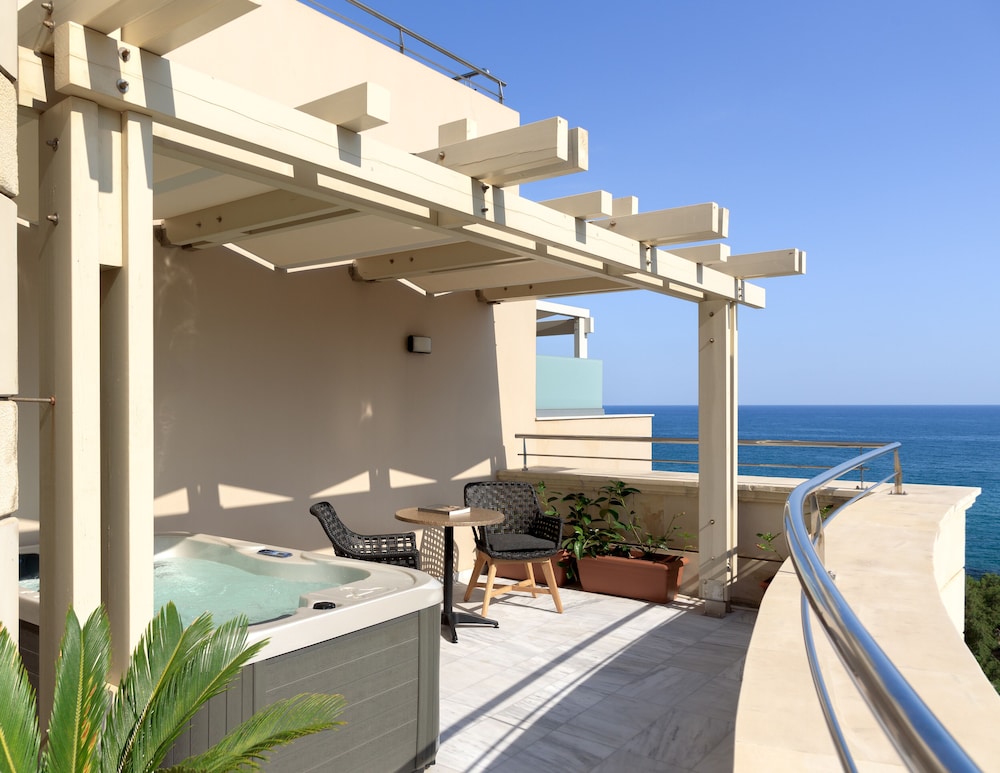 Macaris Suites and SPA — Hotel rooms in Rethymnon