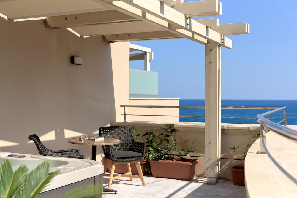 Macaris Suites and SPA — Hotel rooms in Rethymnon