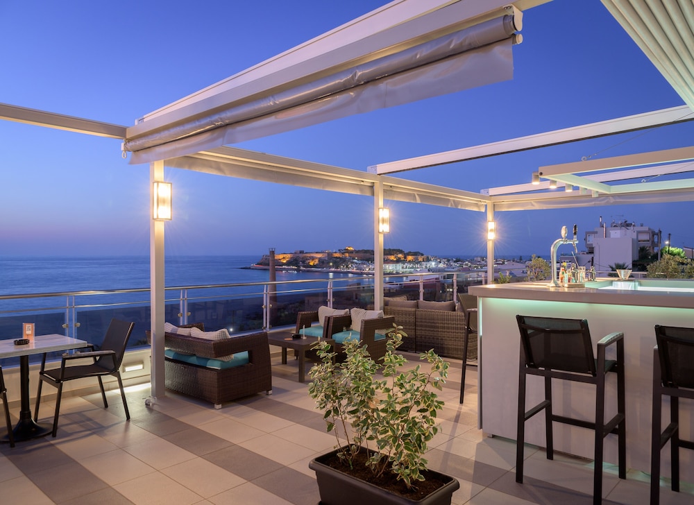 Macaris Suites and SPA — Hotel rooms in Rethymnon