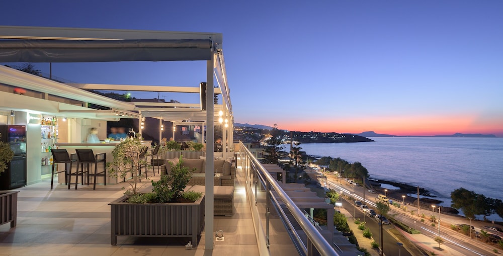 Macaris Suites and SPA — Hotel rooms in Rethymnon