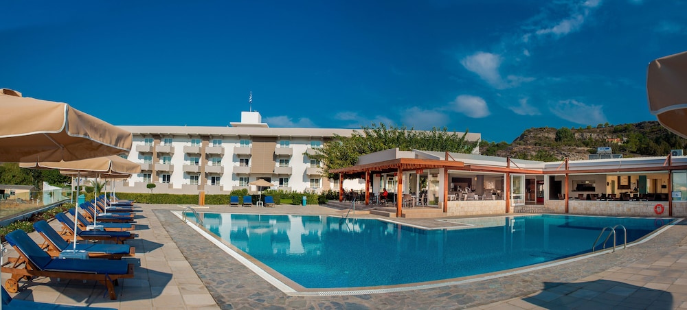 Zoes Hotel — Swimming pool in Faliraki, South Aegean