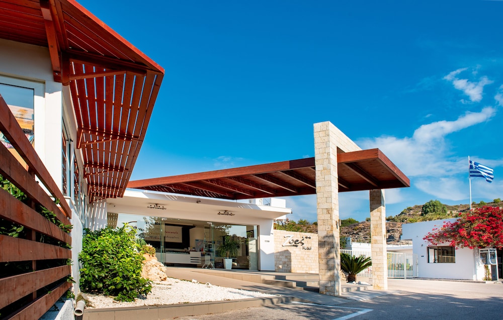 Zoes Hotel — Hotel building in Faliraki, South Aegean