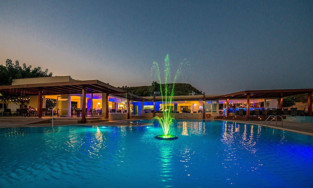 Zoes Hotel — Swimming pool in Faliraki, South Aegean