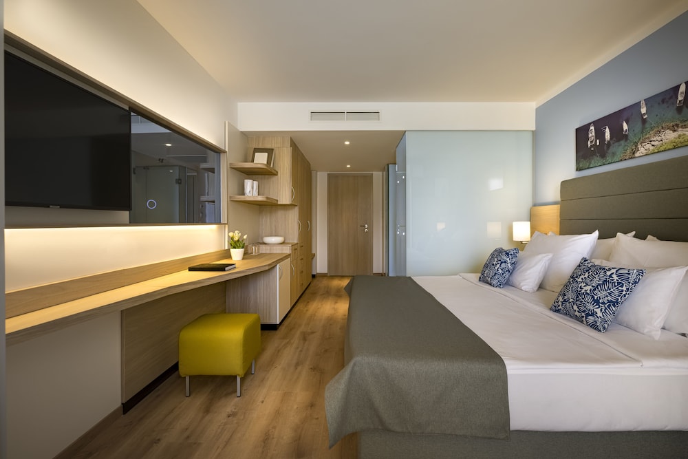 Valamar Parentino Hotel — Hotel rooms in Poreč, Istria