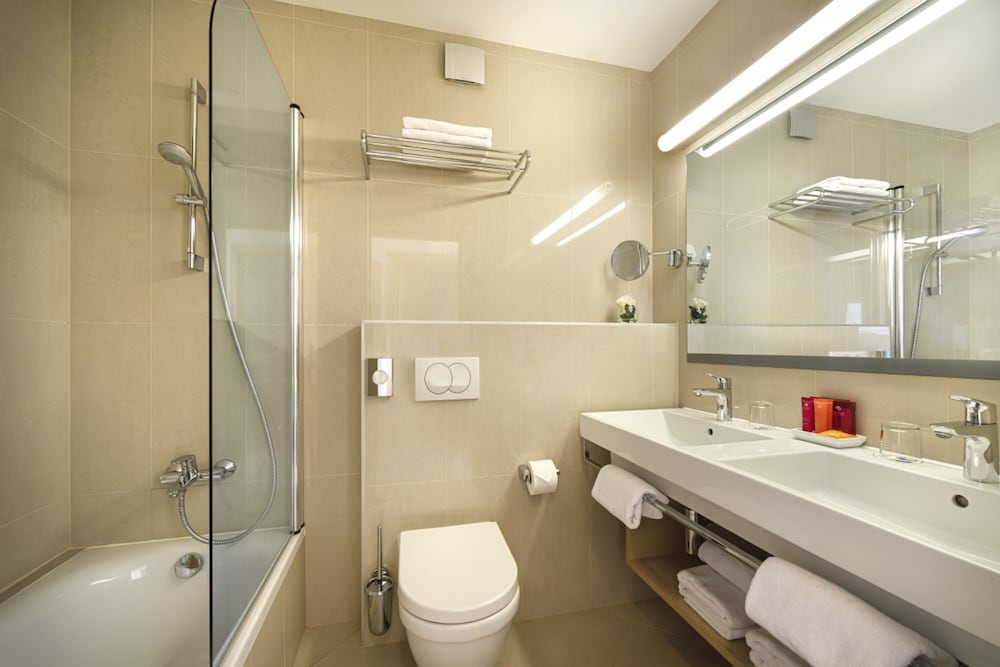 Valamar Parentino Hotel — Hotel rooms in Poreč, Istria