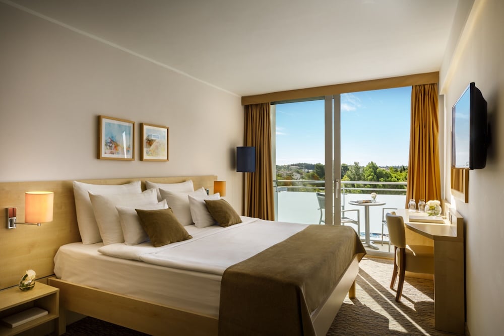 Valamar Parentino Hotel — Hotel rooms in Poreč, Istria