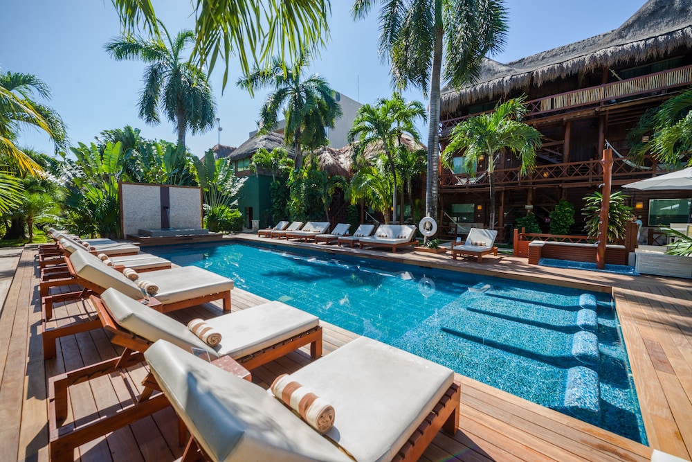 Magic Blue Spa Boutique Hotel-Adult Only — Swimming pool in Playa del Carmen, Quintana Roo