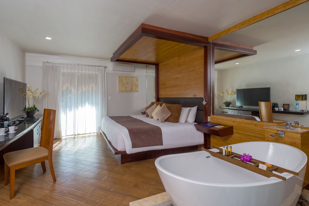 Magic Blue Spa Boutique Hotel-Adult Only — Hotel rooms in Playa del Carmen, Quintana Roo