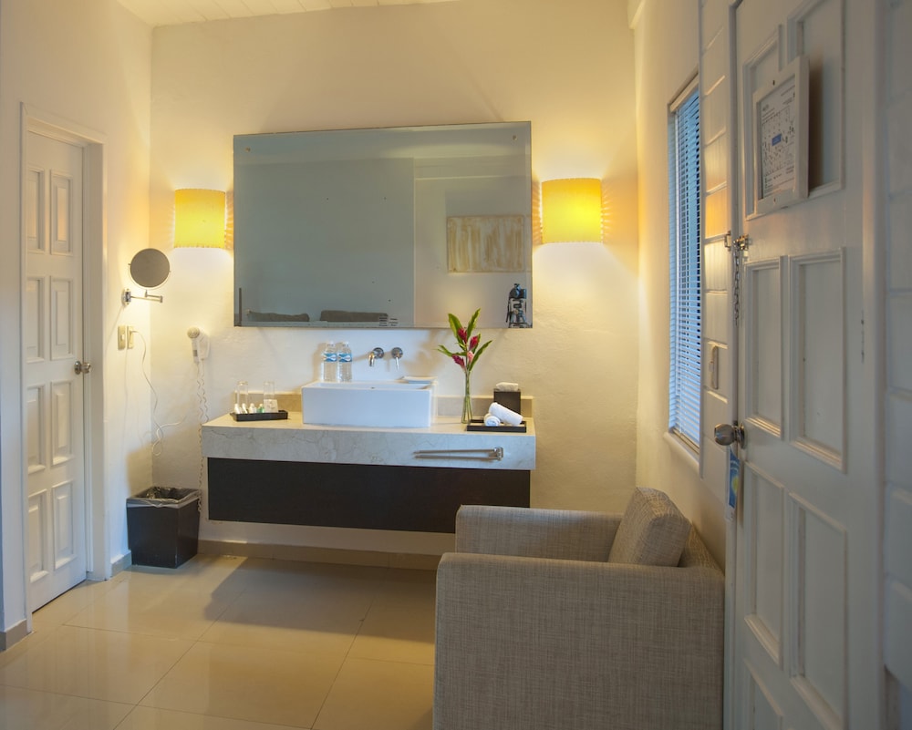 Magic Blue Spa Boutique Hotel-Adult Only — Hotel rooms in Playa del Carmen, Quintana Roo
