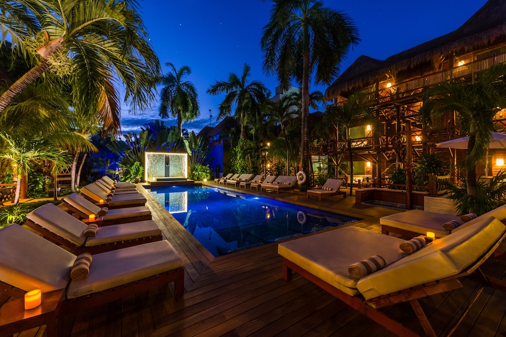 Magic Blue Spa Boutique Hotel-Adult Only — Swimming pool in Playa del Carmen, Quintana Roo