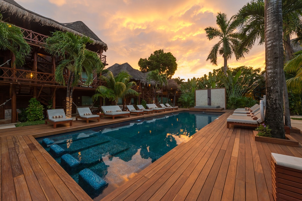 Magic Blue Spa Boutique Hotel-Adult Only — Swimming pool in Playa del Carmen, Quintana Roo