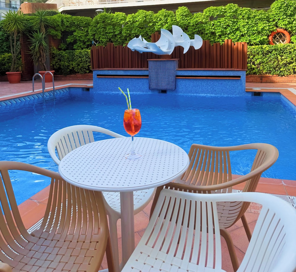 Hotel Xaine Park — Swimming pool in Lloret de Mar, Catalonia
