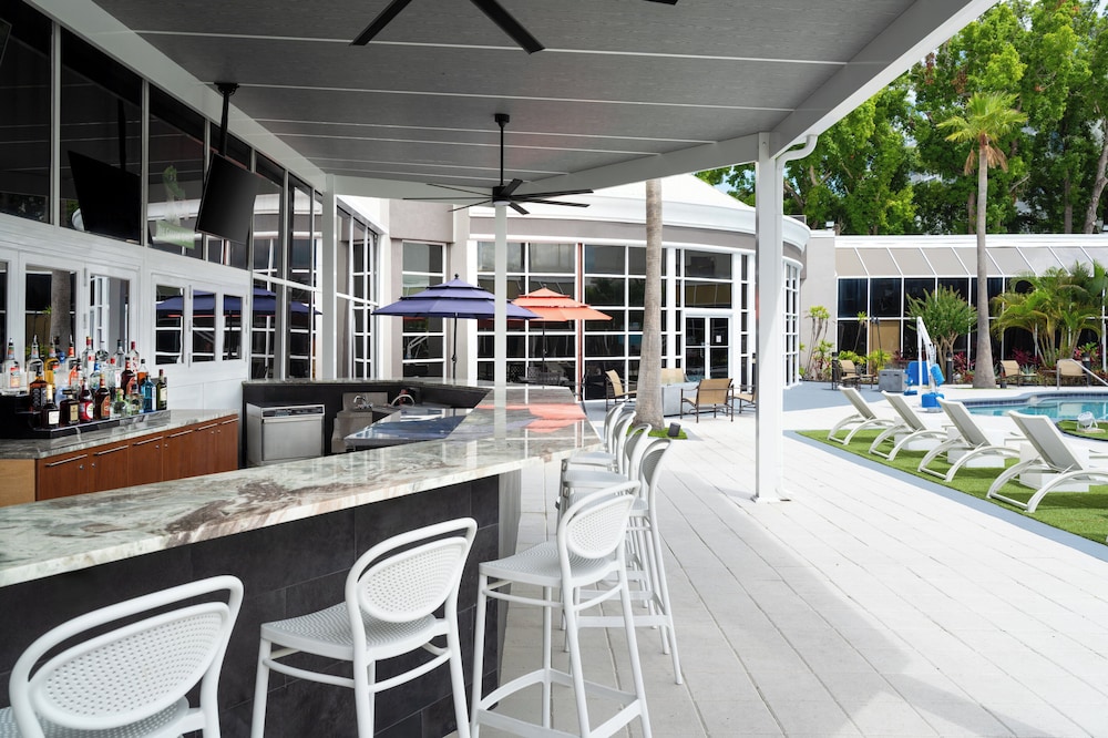 Holiday Inn Resort Kissimmee by the Parks by IHG — Restaurant & bars in Kissimmee, Florida