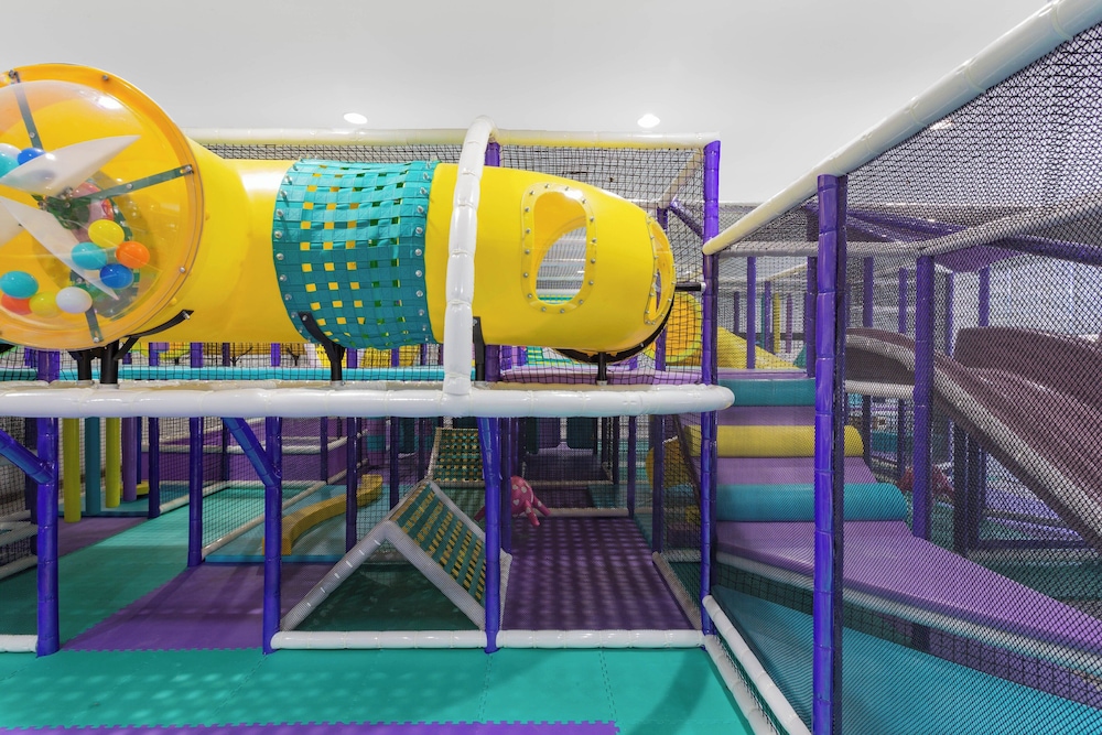Holiday Inn Resort Kissimmee by the Parks by IHG — Attractions for children in Kissimmee, Florida