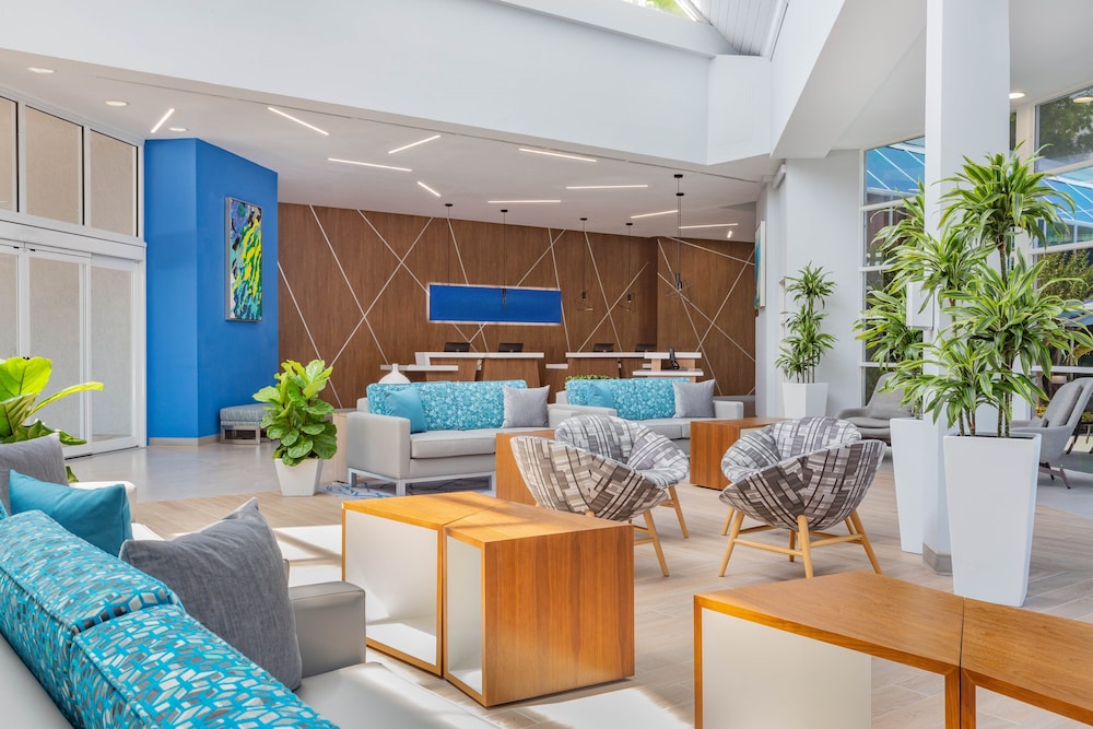 Holiday Inn Resort Kissimmee by the Parks by IHG — Hotel building in Kissimmee, Florida
