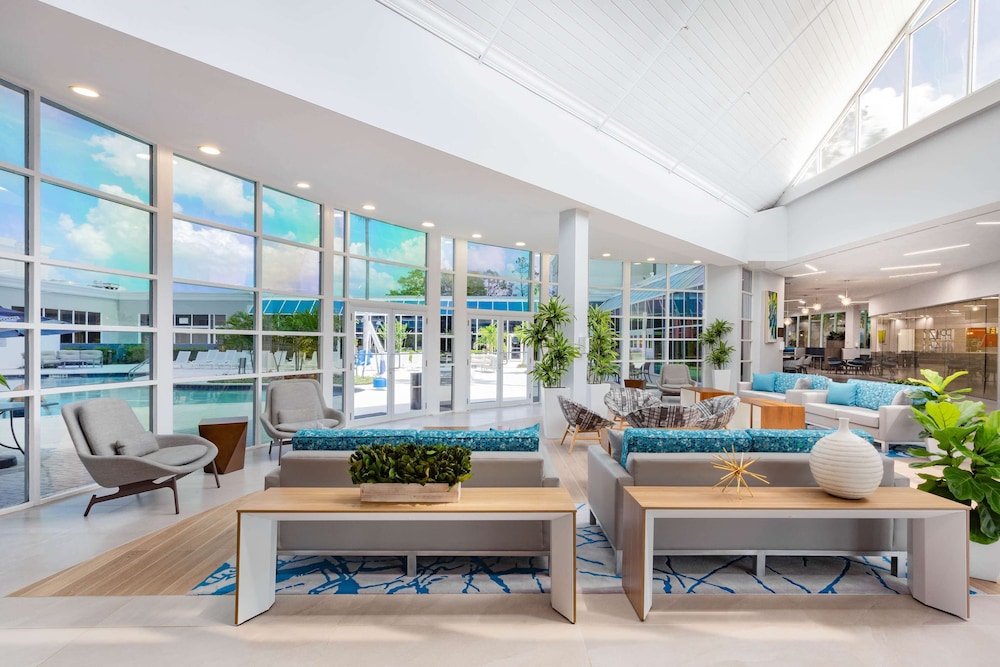 Holiday Inn Resort Kissimmee by the Parks by IHG — Swimming pool in Kissimmee, Florida