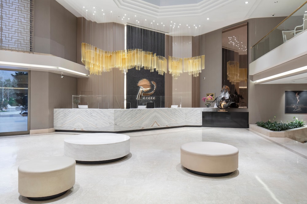 Mirage Park Resort - Premium All Inclusive — Hotel building in Kemer