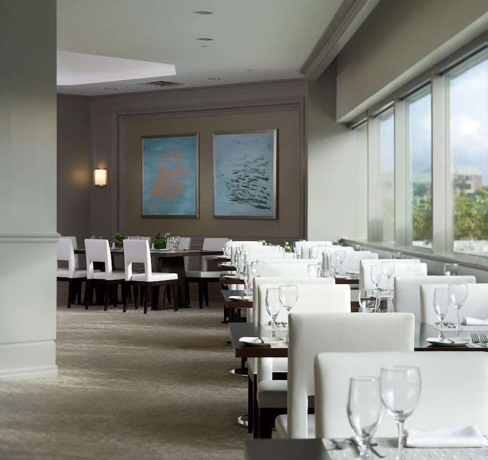 Westin Tampa Downtown Waterside — Restaurant & bars in Tampa, Florida