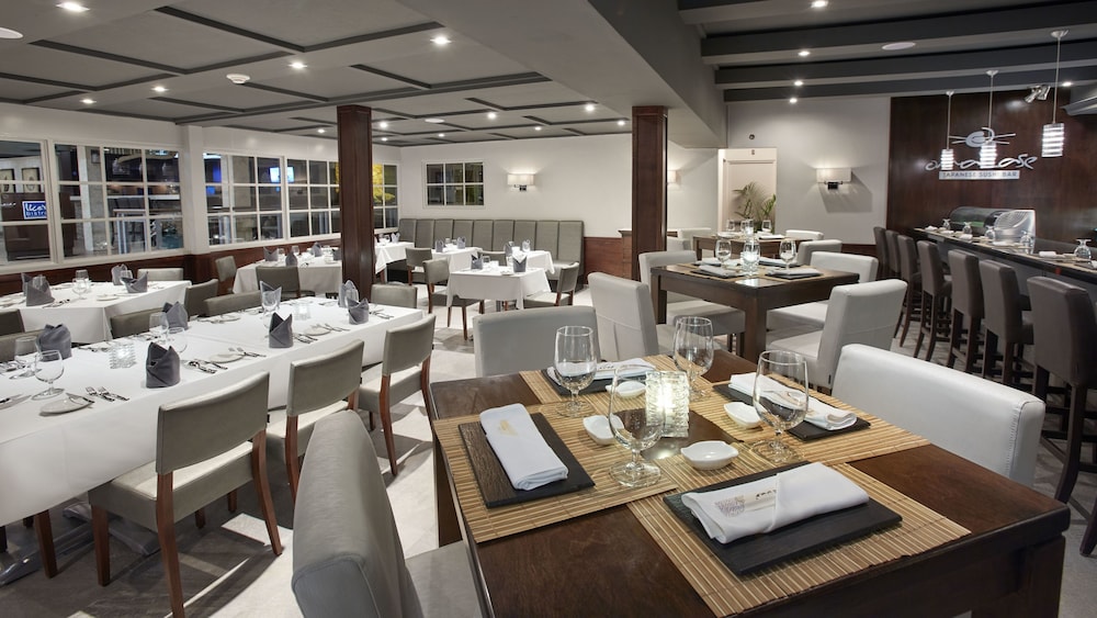 Manchebo Beach Resort and Spa — Restaurant & bars in Oranjestad, Aruba