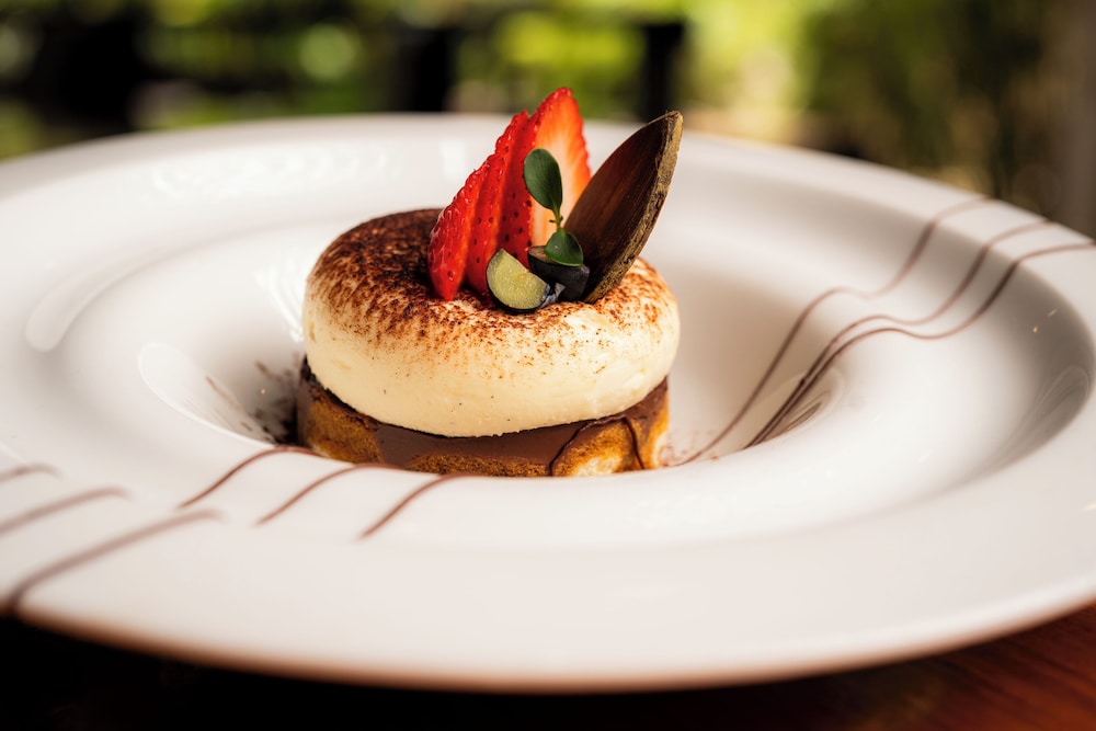 Manchebo Beach Resort and Spa — Restaurant & bars in Oranjestad, Aruba