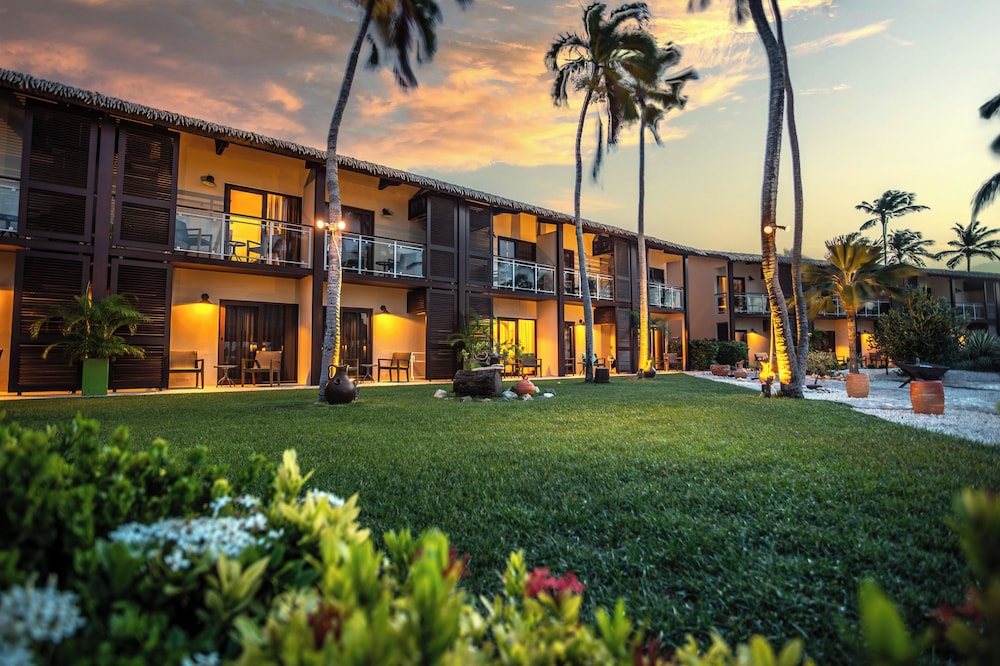 Manchebo Beach Resort and Spa — Hotel building in Oranjestad, Aruba