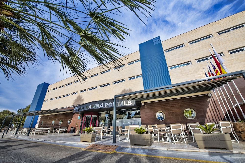Salles Hotel Marina Portals — Hotel building in Portals Nous, Balearic Islands