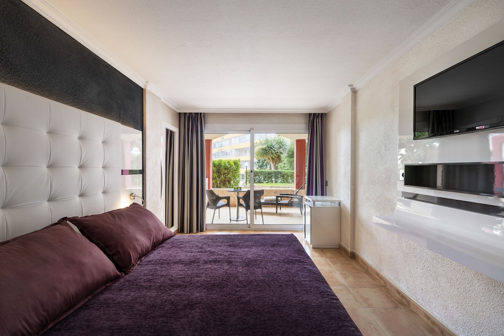 Salles Hotel Marina Portals — Hotel rooms in Portals Nous, Balearic Islands