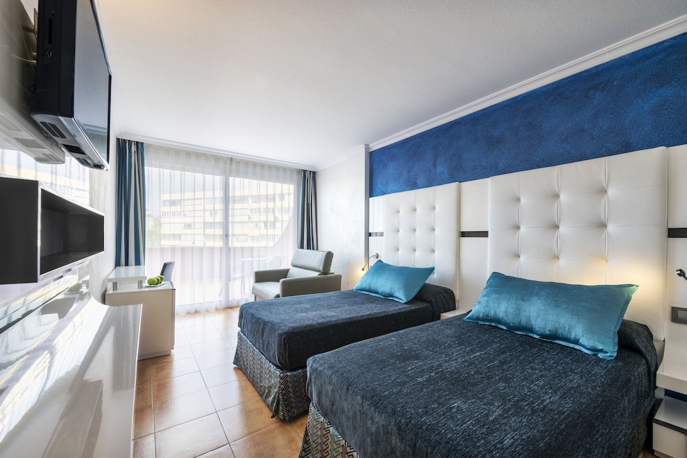 Salles Hotel Marina Portals — Hotel rooms in Portals Nous, Balearic Islands