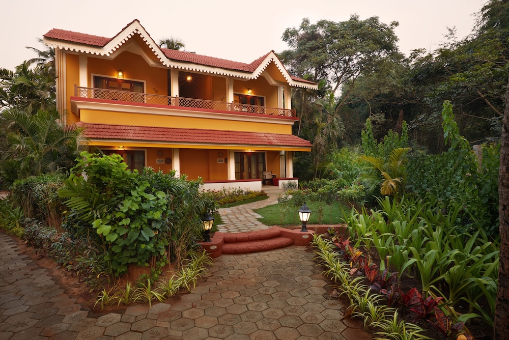 Taj Holiday Village Resort & Spa — Hotel building in Candolim, Goa