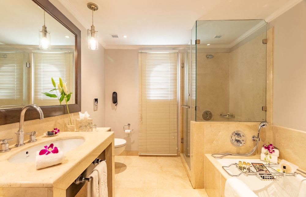 Taj Holiday Village Resort & Spa — Hotel rooms in Candolim, Goa