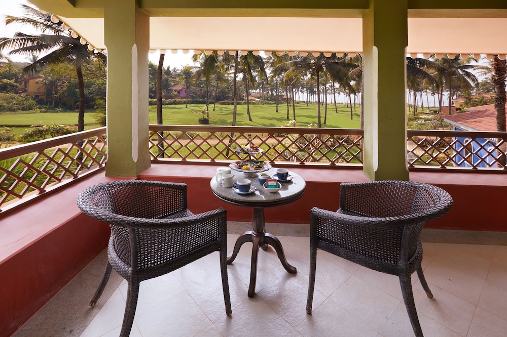 Taj Holiday Village Resort & Spa — Hotel rooms in Candolim, Goa