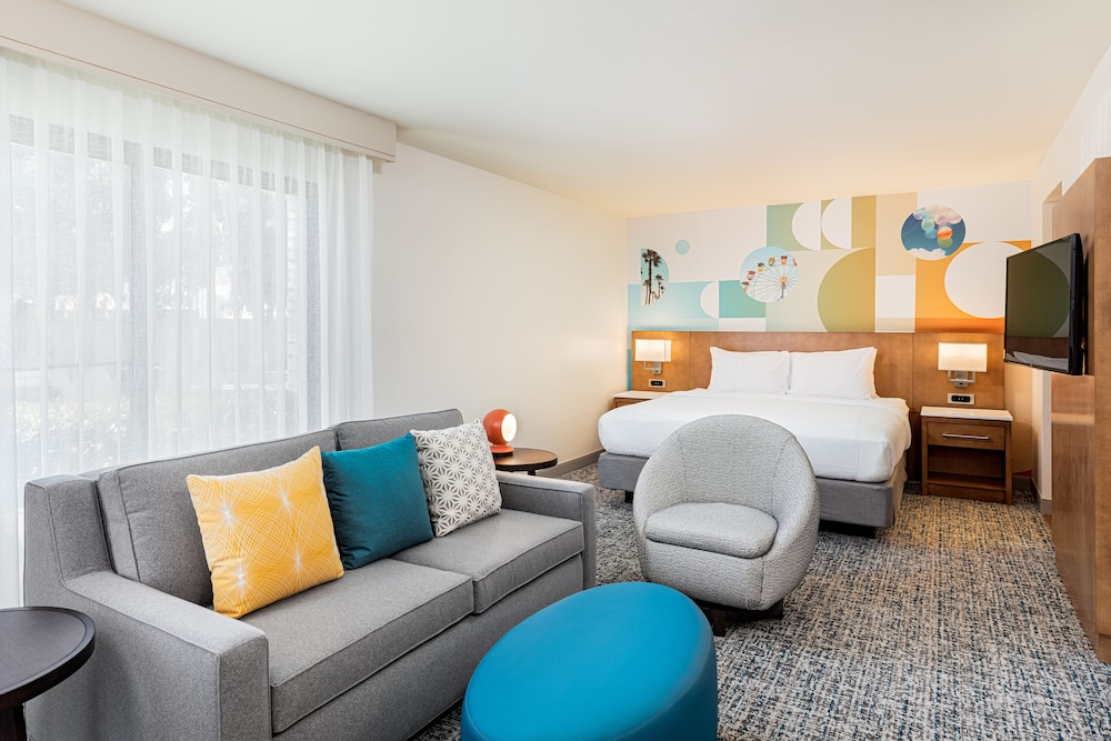 Clementine Hotel & Suites Anaheim — Hotel rooms in Anaheim, California