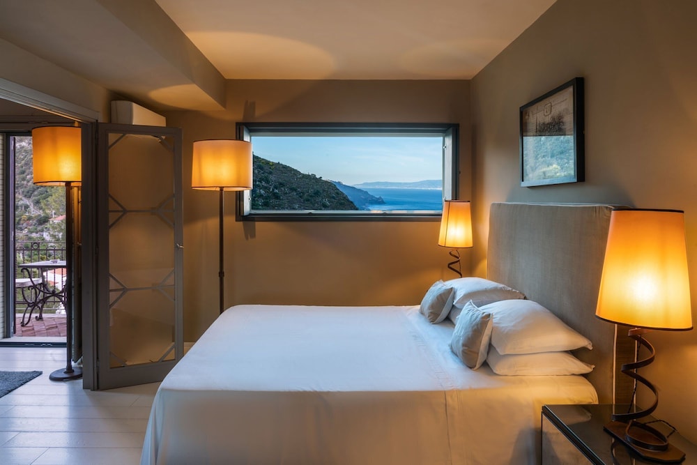 Hotel Villa Ducale — Hotel rooms in Taormina, Sicily