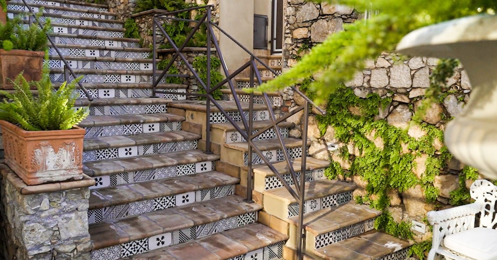 Hotel Villa Ducale — Hotel building in Taormina, Sicily
