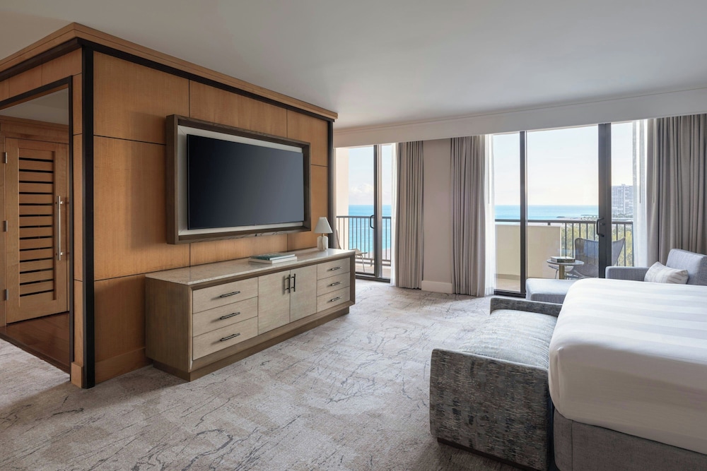 Fort Lauderdale Marriott Harbor Beach Resort & Spa — Hotel rooms in Fort Lauderdale, Florida