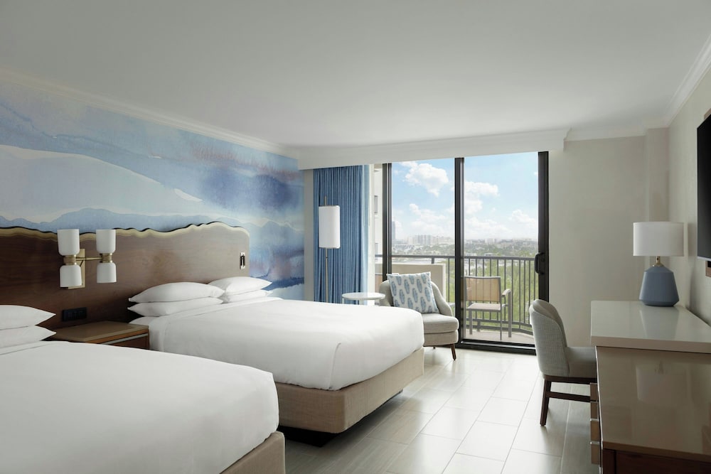 Fort Lauderdale Marriott Harbor Beach Resort & Spa — Hotel rooms in Fort Lauderdale, Florida