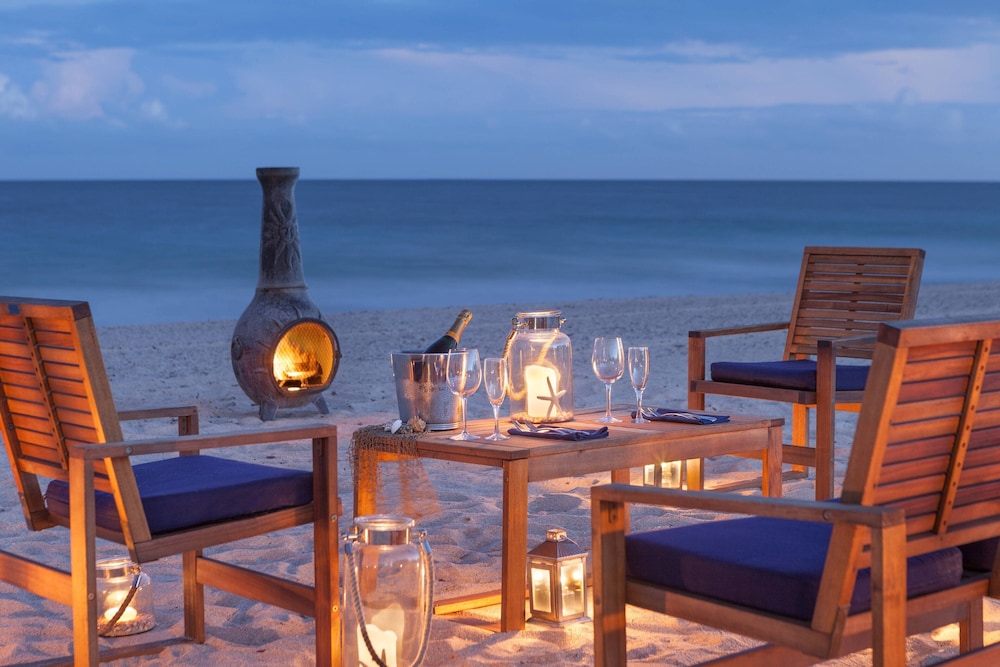 Fort Lauderdale Marriott Harbor Beach Resort & Spa — Beach in Fort Lauderdale, Florida