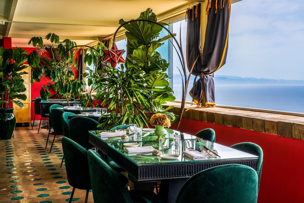 HOTEL VILLA CARLOTTA — Restaurant & bars in Taormina, Sicily