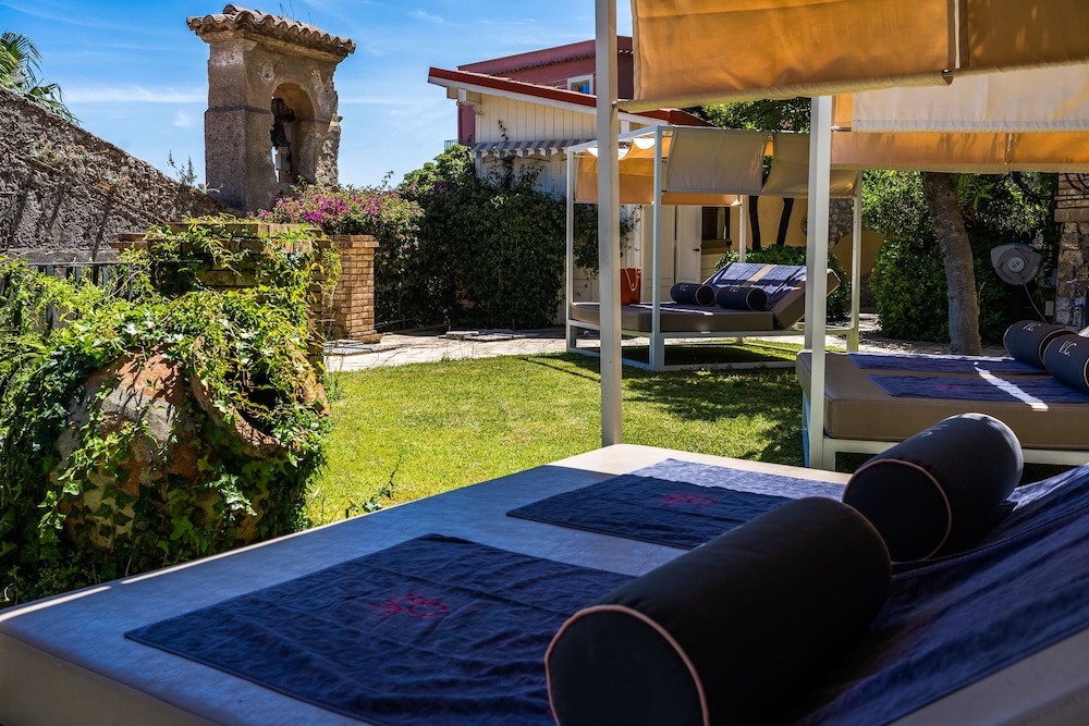 HOTEL VILLA CARLOTTA — Spa in Taormina, Sicily