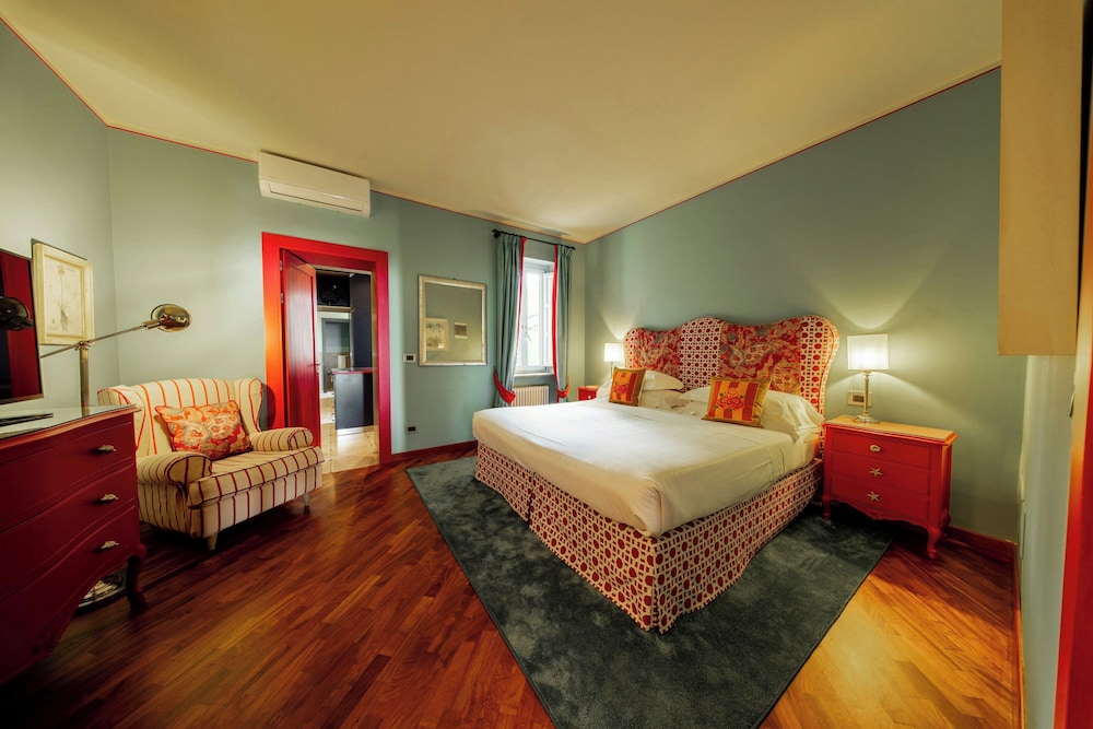 HOTEL VILLA CARLOTTA — Hotel rooms in Taormina, Sicily