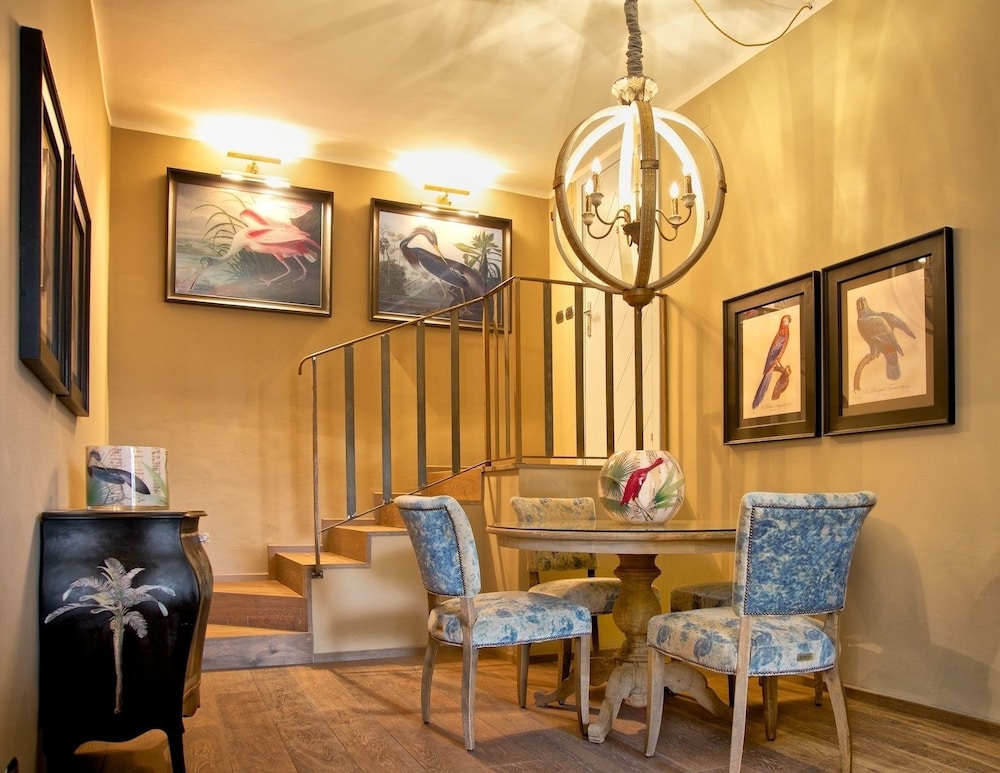 HOTEL VILLA CARLOTTA — Restaurant & bars in Taormina, Sicily