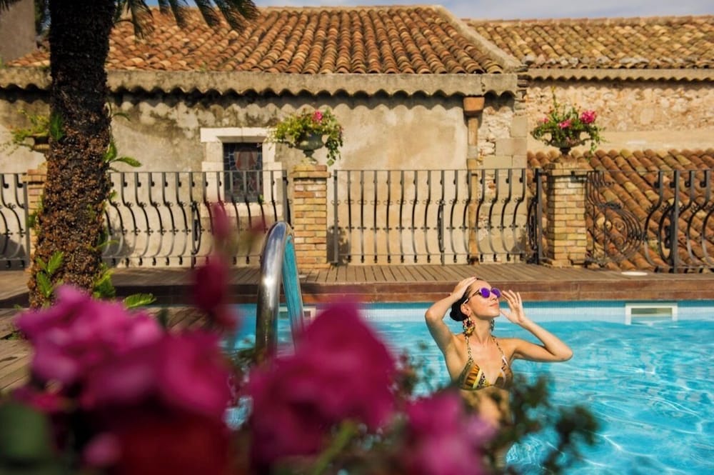 HOTEL VILLA CARLOTTA — Swimming pool in Taormina, Sicily