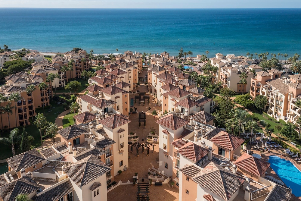 Marriott's Marbella Beach Resort — Hotel building in Marbella, Andalusia