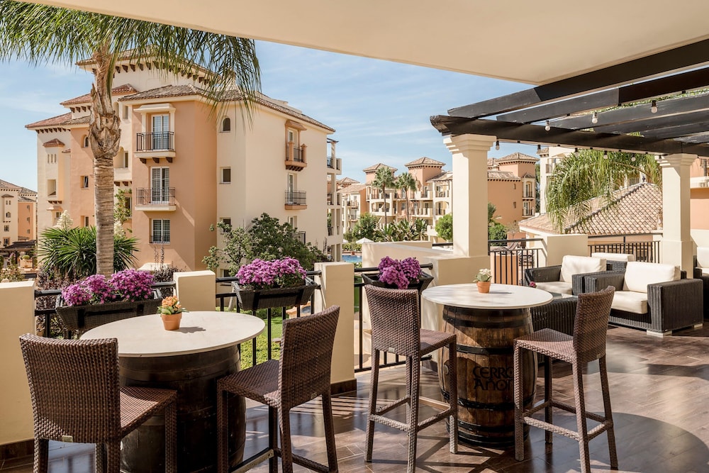 Marriott's Marbella Beach Resort — Restaurant & bars in Marbella, Andalusia