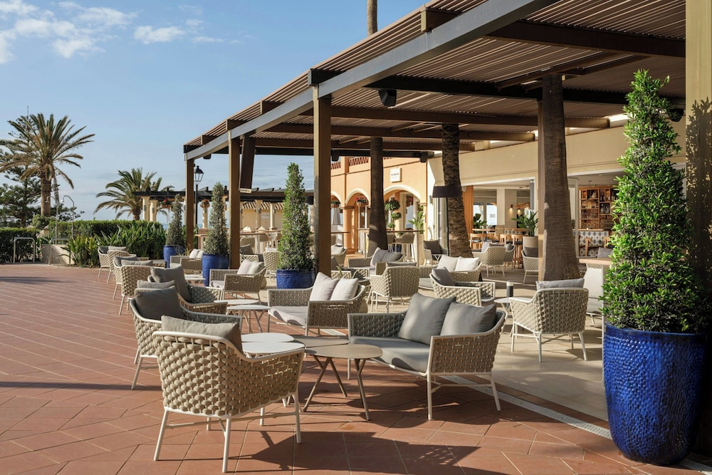 Marriott's Marbella Beach Resort — Restaurant & bars in Marbella, Andalusia