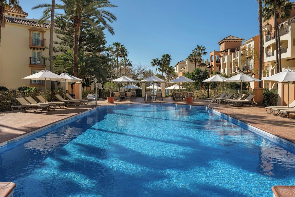 Marriott's Marbella Beach Resort — Swimming pool in Marbella, Andalusia