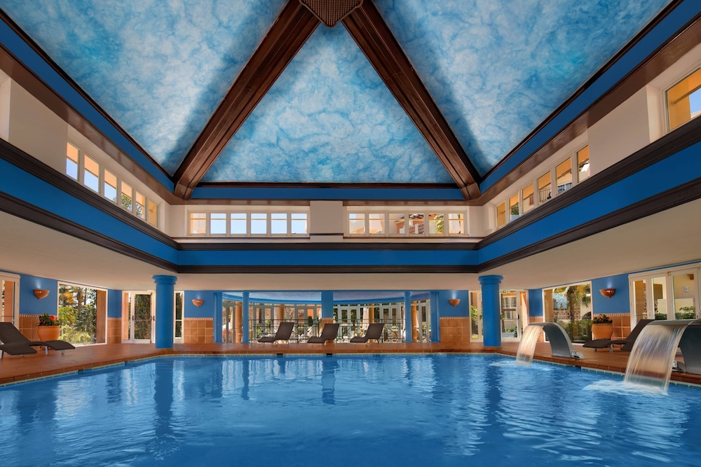 Marriott's Marbella Beach Resort — Swimming pool in Marbella, Andalusia